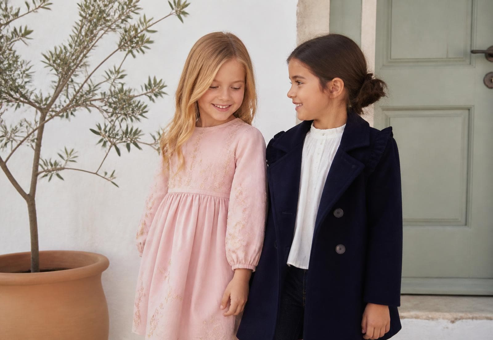 Collection de vetements elegants pour filles